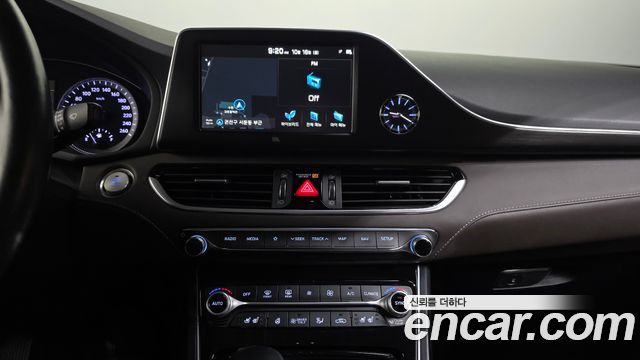 Hyundai Grandeur Hybrid (IG) Exclusive Special 2019 — фото 14