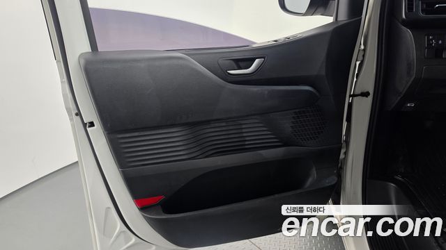 Hyundai Staria Tourer 11-Seater Smart 2022 — фото 25