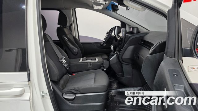 Hyundai Staria Tourer 11-Seater Smart 2022 — фото 26
