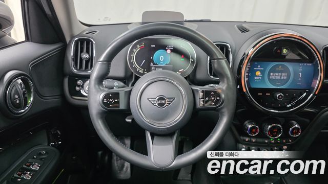 MINI Cooper Countryman Classic 2nd 2024 — фото 12
