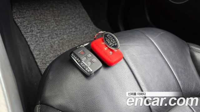 Land Rover Range Rover Evoque 2.0 TD4 SE 2017 — фото 17