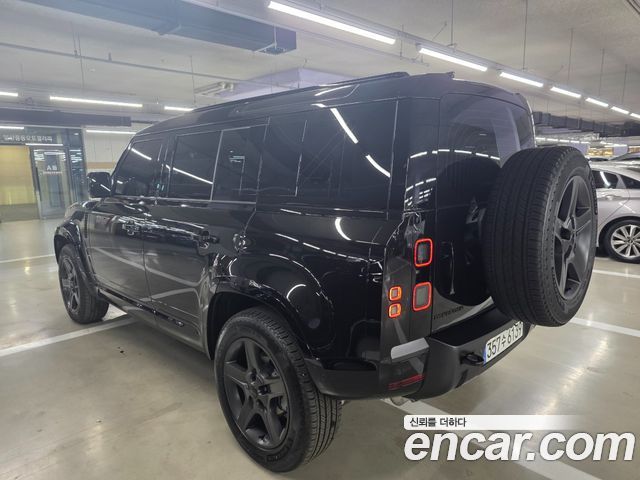Land Rover Defender (L663) 110 P300 X-Dynamic SE 2026 — фото 7