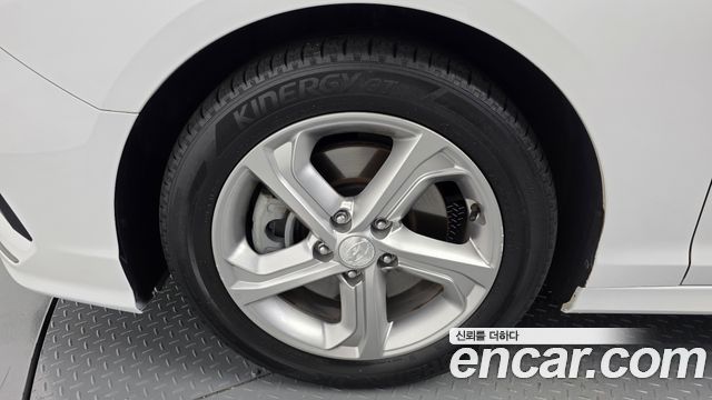 Hyundai Sonata New Rise 2.0 Smart Choice 2019 — фото 5