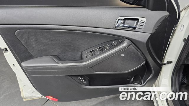 Kia K5 Hybrid Noblesse 2013 — фото 30