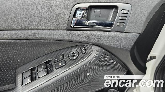 Kia K5 Hybrid Noblesse 2013 — фото 33