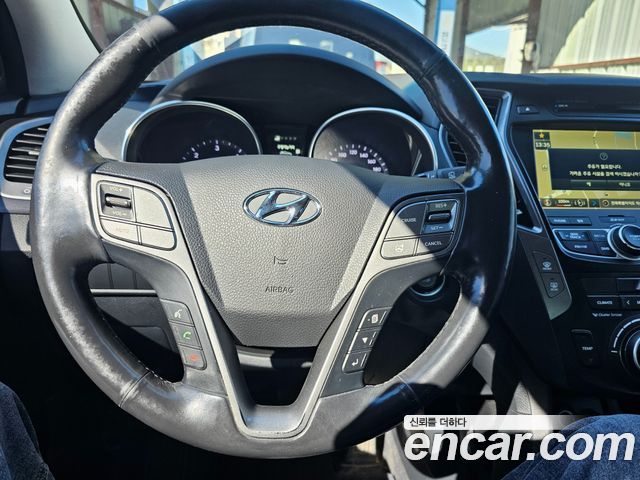 Hyundai Santa Fe (DM) Diesel(e-VGT) 2.0 2WD Exclusive 2015 — фото 8