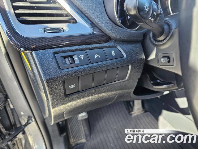 Hyundai Santa Fe (DM) Diesel(e-VGT) 2.0 2WD Exclusive 2015 — фото 17