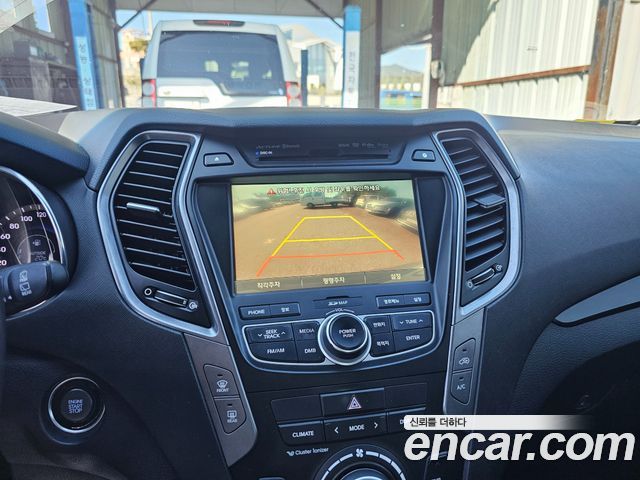 Hyundai Santa Fe (DM) Diesel(e-VGT) 2.0 2WD Exclusive 2015 — фото 23