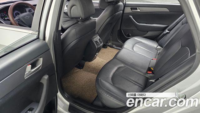 Hyundai Sonata (LF) LPI TAXI Style 2016 — фото 11