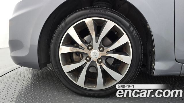Hyundai Accent (New) Diesel 1.6 VGT Premium 2014 — фото 5
