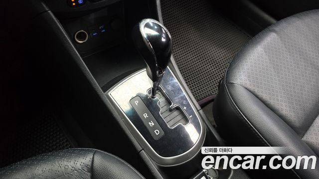 Hyundai Accent (New) Diesel 1.6 VGT Premium 2014 — фото 9