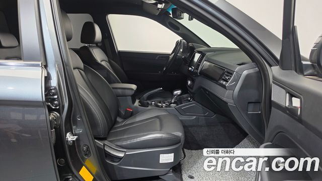KG Mobility (SsangYong) Rexton Sports Khan Diesel 2.2 4WD Prestige 2022 — фото 11