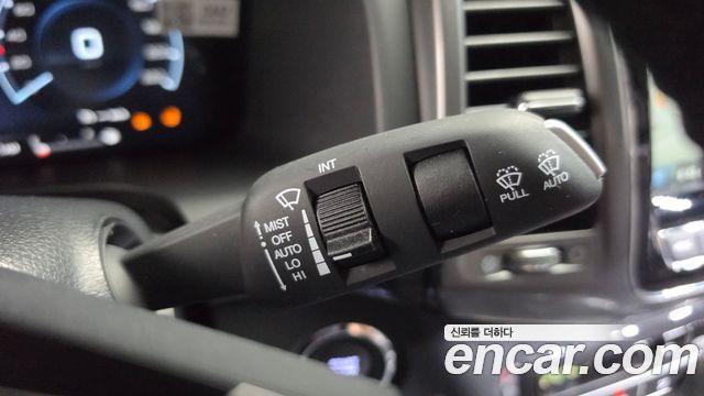 KG Mobility (SsangYong) Rexton Sports Khan Diesel 2.2 4WD Prestige 2022 — фото 18