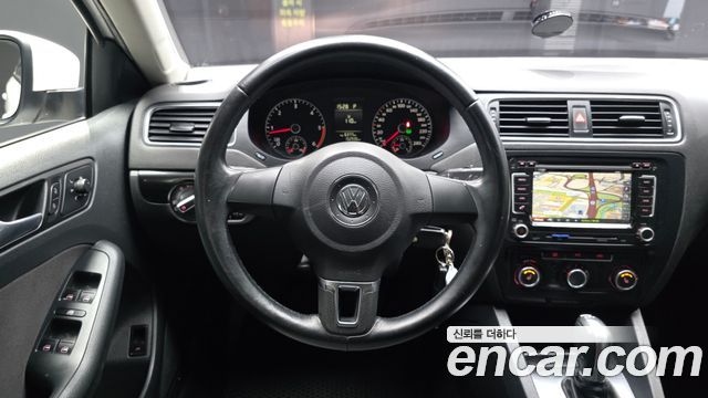 Volkswagen Jetta 1.6 TDI Blue Motion 6th 2013 — фото 13
