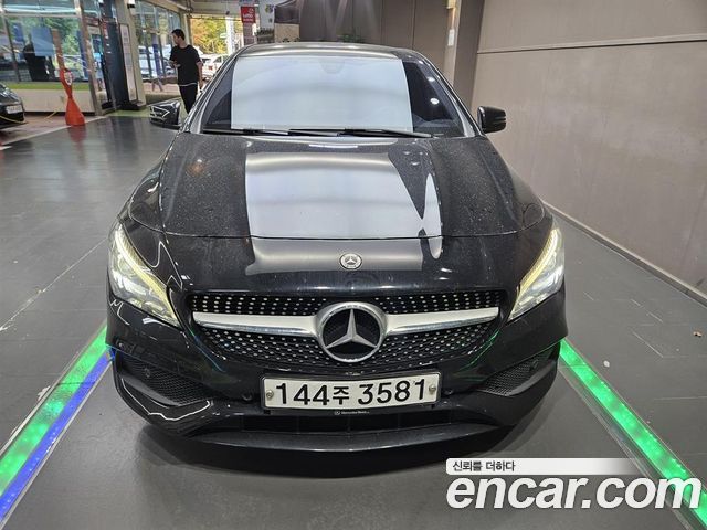 Mercedes-Benz CLA-Class (C117) CLA220 AMG Line