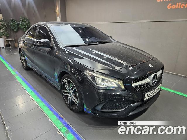 Mercedes-Benz CLA-Class (C117) CLA220 AMG Line 2018 — фото 2