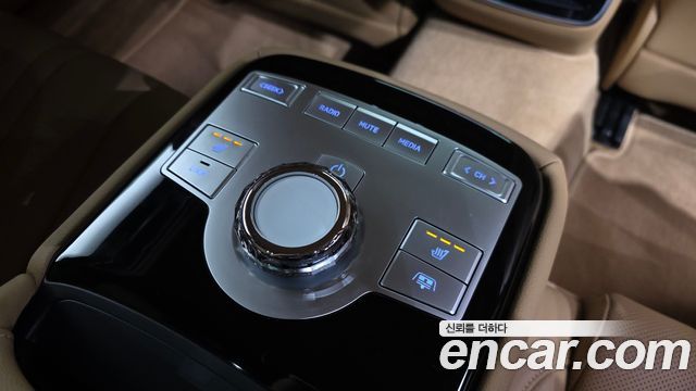 Genesis G80 (RG3) Gasoline 2.5 Turbo AWD 2026 — фото 19