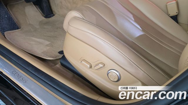 Genesis G80 (RG3) Gasoline 2.5 Turbo AWD 2026 — фото 30