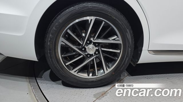 Hyundai Grandeur (IG) 2.5 Premium Choice 2020 — фото 5