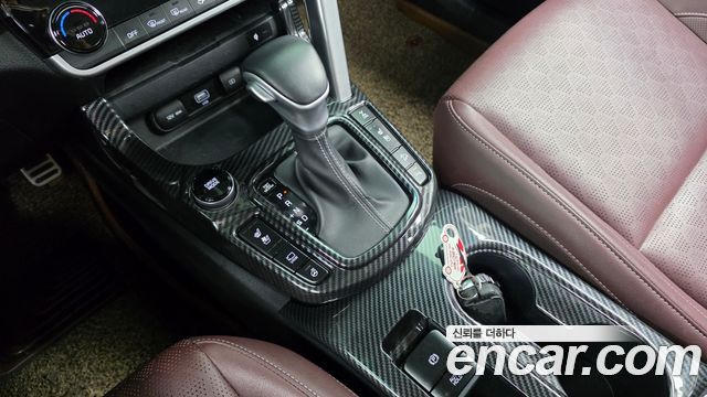 Kia Seltos Gasoline 1.6 Turbo 4WD Noblesse 2020 — фото 9