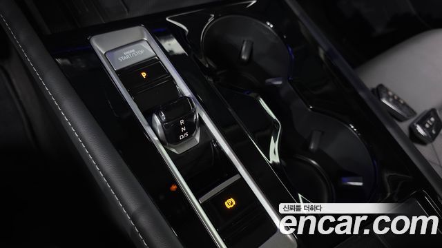 Volkswagen Atlas 2.0 TSI R-LINE 6-Seater 2025 — фото 9