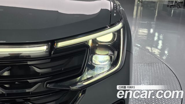 Volkswagen Atlas 2.0 TSI R-LINE 6-Seater 2025 — фото 22