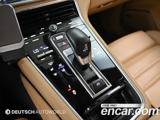Porsche Panamera (971) 3.0 AWD 2020 — фото 21