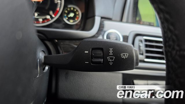 BMW 5 Series (F10) 520d Luxury Plus 2016 — фото 14