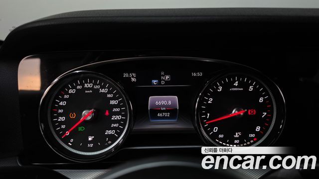 Mercedes-Benz E-Class (W213) E300 Avantgarde 2019 — фото 8