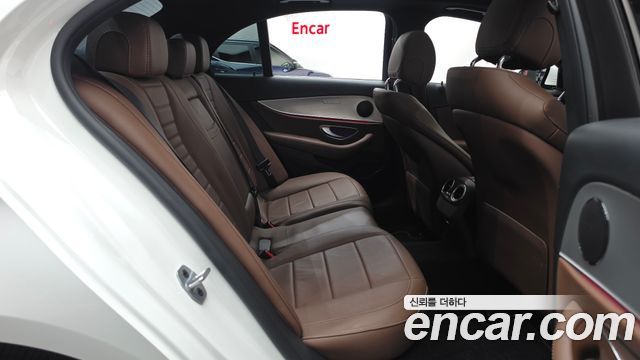 Mercedes-Benz E-Class (W213) E300 Avantgarde 2019 — фото 15