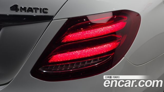 Mercedes-Benz E-Class (W213) E300 Avantgarde 2019 — фото 29