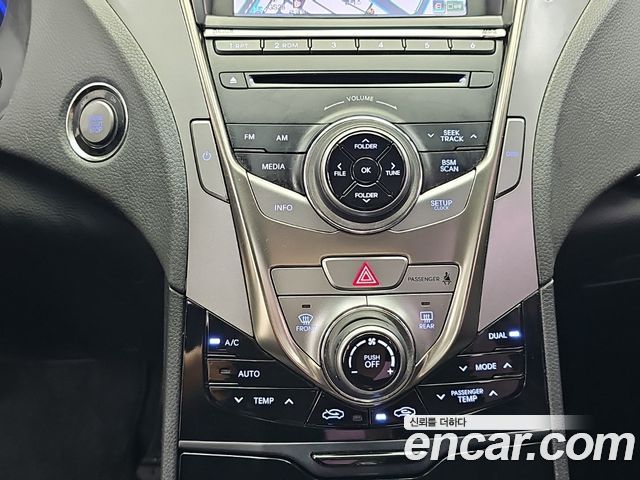 Hyundai Grandeur (HG) HG240 Luxury 2012 — фото 10