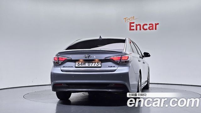 Hyundai Sonata Hybrid (LF) 2.0 HEV Modern 2016 — фото 4