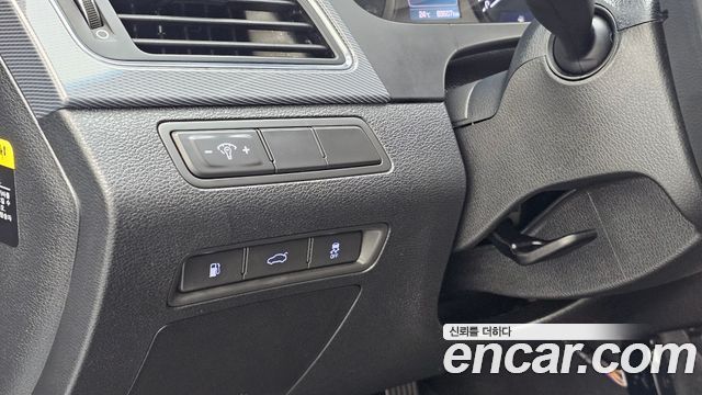 Hyundai Sonata Hybrid (LF) 2.0 HEV Modern 2016 — фото 16
