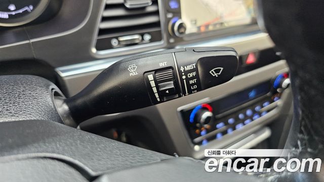 Hyundai Sonata Hybrid (LF) 2.0 HEV Modern 2016 — фото 19