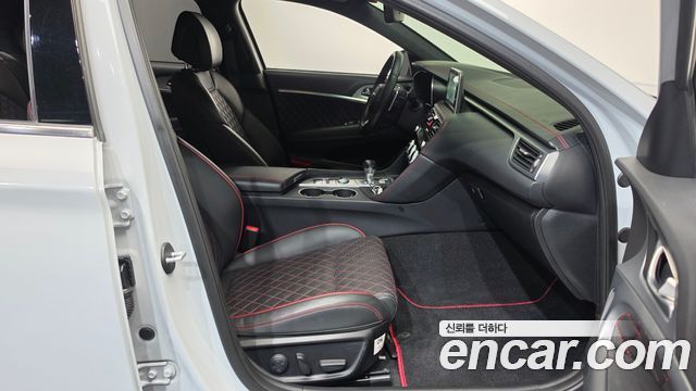 Genesis G70 2.0T Sport Package 2019 — фото 11