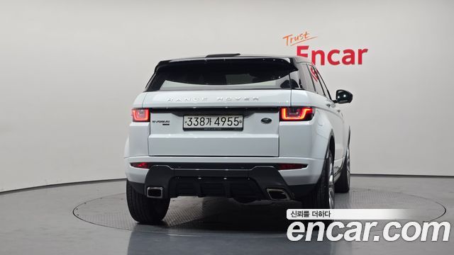 Land Rover Range Rover Evoque 2.0 TD4 HSE Dynamic 2019 — фото 4