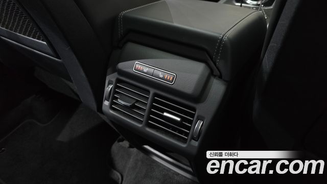 Land Rover Range Rover Evoque 2.0 TD4 HSE Dynamic 2019 — фото 18