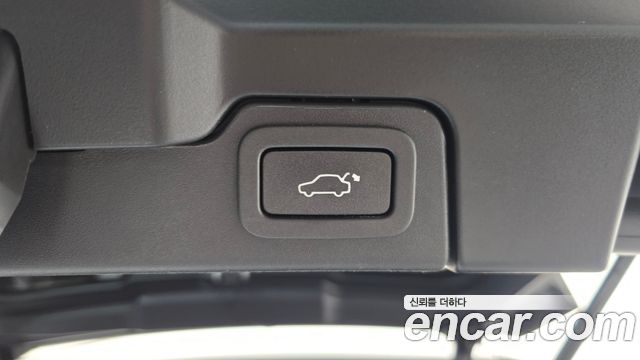 Land Rover Range Rover Evoque 2.0 TD4 HSE Dynamic 2019 — фото 20