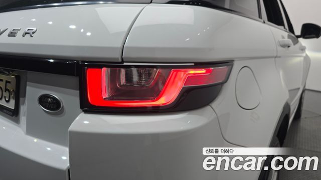Land Rover Range Rover Evoque 2.0 TD4 HSE Dynamic 2019 — фото 23