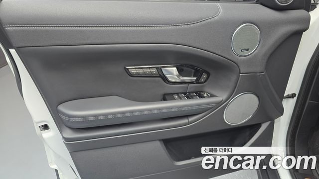 Land Rover Range Rover Evoque 2.0 TD4 HSE Dynamic 2019 — фото 24