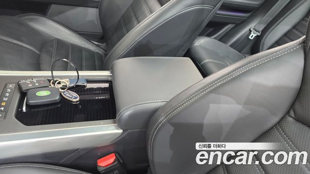 Land Rover Range Rover Evoque 2.0 TD4 HSE Dynamic 2019 — фото 28