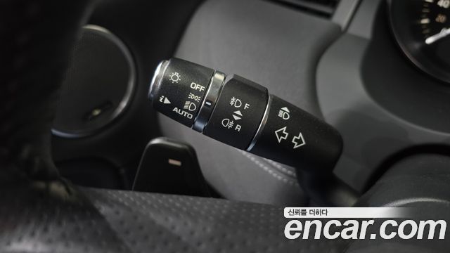 Land Rover Range Rover Evoque 2.0 TD4 HSE Dynamic 2019 — фото 33