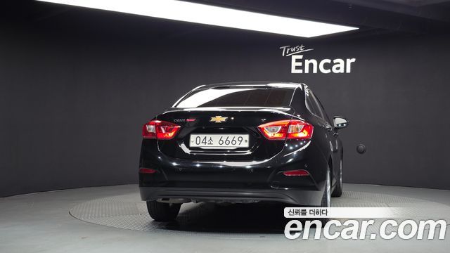 Chevrolet Cruze 1.4 Turbo LT Deluxe 2017 — фото 4