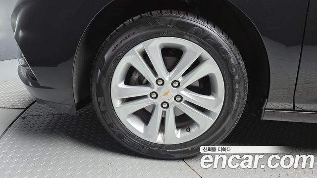 Chevrolet Cruze 1.4 Turbo LT Deluxe 2017 — фото 5