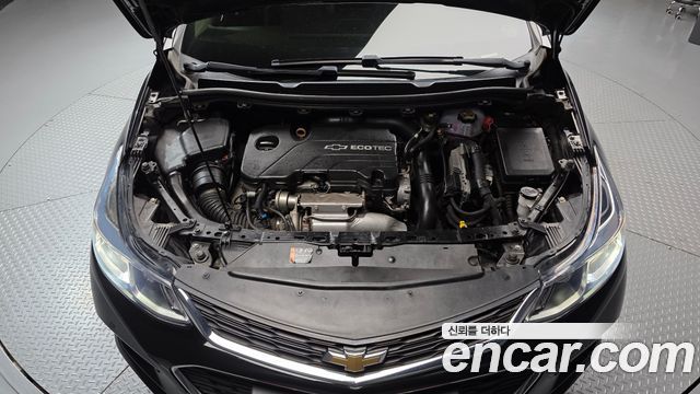 Chevrolet Cruze 1.4 Turbo LT Deluxe 2017 — фото 6