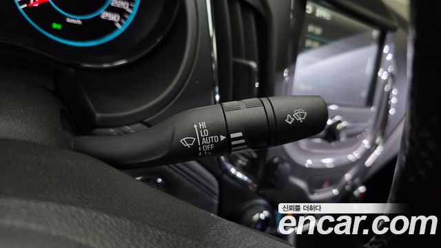 Chevrolet Cruze 1.4 Turbo LT Deluxe 2017 — фото 19