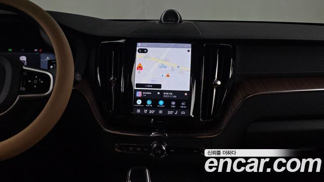 Volvo XC60 (II) T8 Ultra Bright 2025 — фото 18