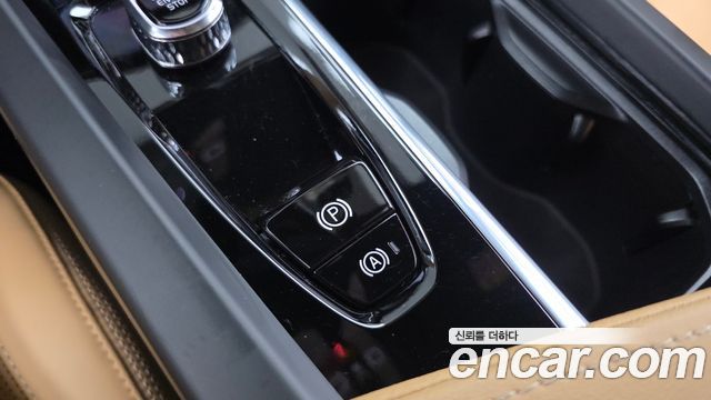 Volvo XC60 (II) T8 Ultra Bright 2025 — фото 32