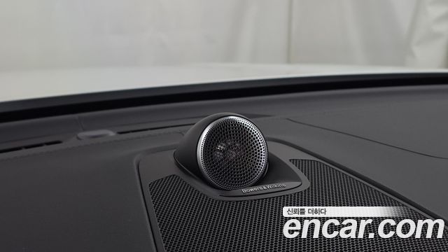 Volvo XC60 (II) T8 Ultra Bright 2025 — фото 40